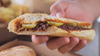 Diners, Drive-Ins and Dives T53E11