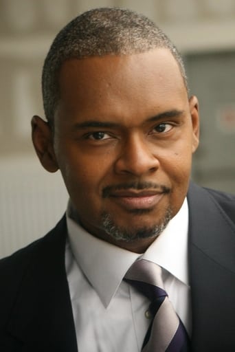 Ron Simons headshot