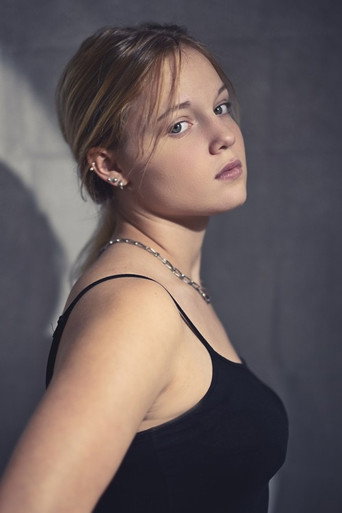 Justine Lacroixの人物画像 3
