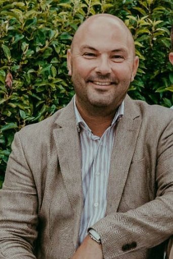 Ben van den Broeck is Self - Designer