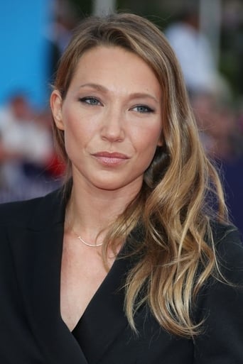 Image of Laura Smet