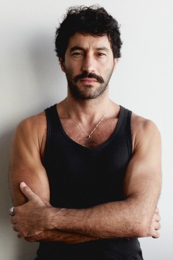 Guilherme Logullo is Agemiro (Miro)