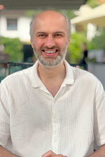 Foto de Adrian Țofei