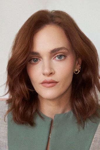 Madeline Brewer — 22