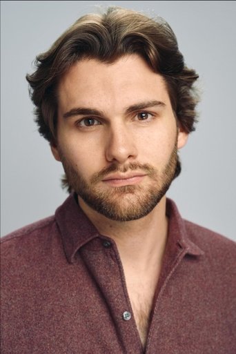 Henry Lynch headshot