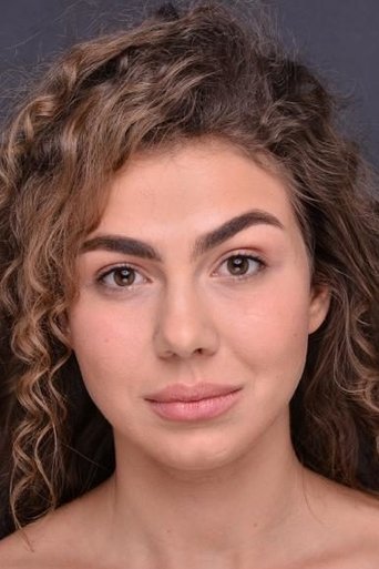 Liliya Konstantinidi hace el papel de  Liliya Konstantinidi