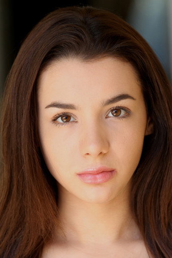 Hannah Marks fotoğraf 2