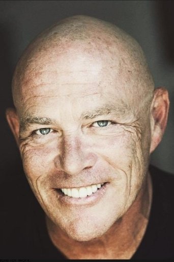 Graham Martin headshot