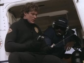 Baywatch Guardianes de la Bahia S01E22