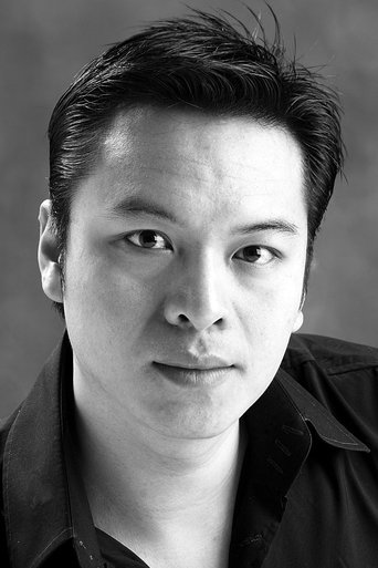 Thomas Ho headshot