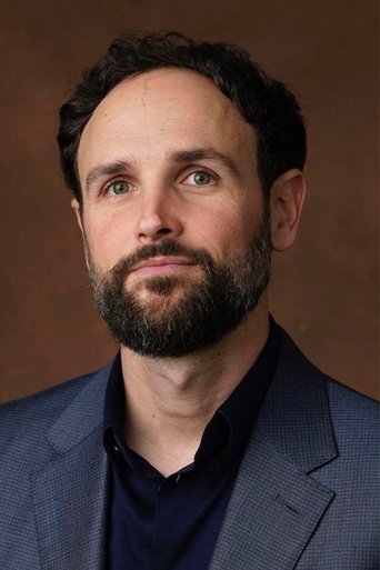 Shane Boris headshot