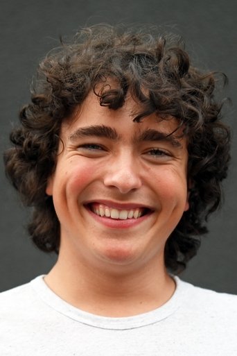 Alex Garfin headshot