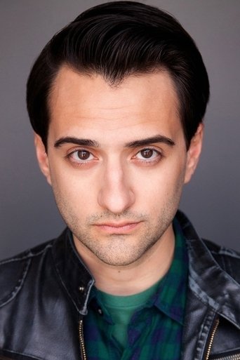 Nick Gligor headshot