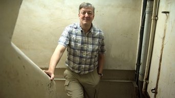 Stephen Fry: Out There - S1E01