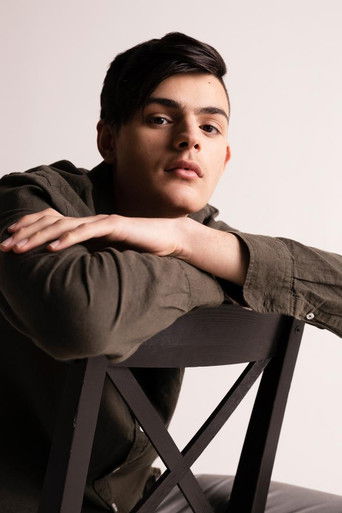 George Simitzis is Punter