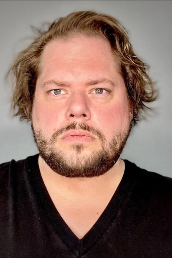 Lj Klink headshot