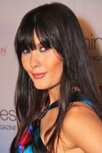 Celeste Thorson headshot