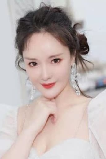 Huang Yuntong headshot