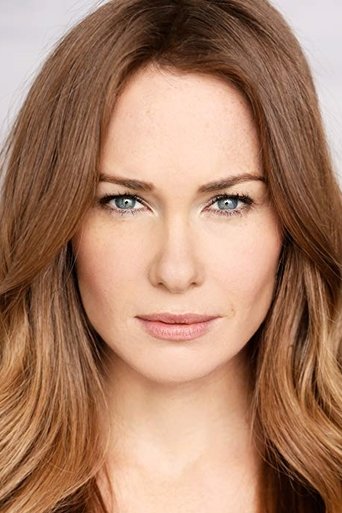 Kelly Frye headshot