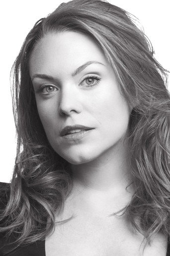 Madeleine Knight photo 3