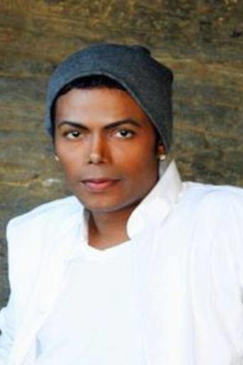 E. Casanova Evans headshot