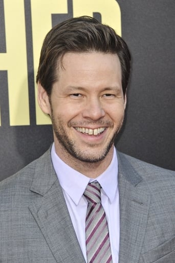 Profile picture of Ike Barinholtz