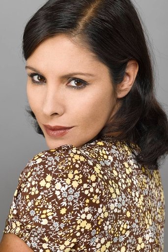 Valentina Vargas headshot