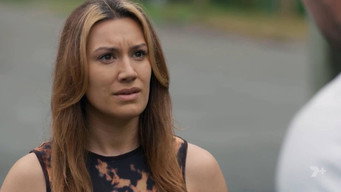 Home and Away T38E10