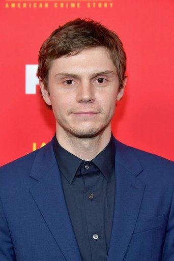 Image of Evan Peters