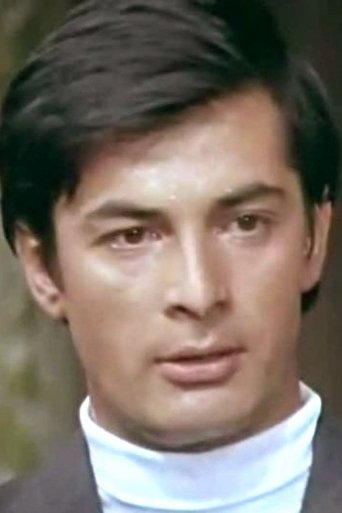 Isamat Ergashev headshot