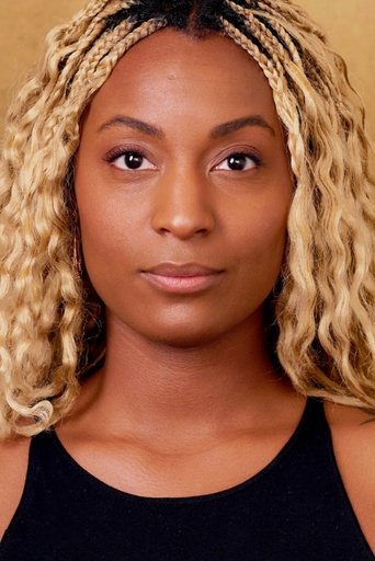 Sydney Sainté headshot