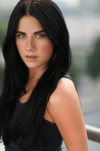 Calida Kuzek headshot