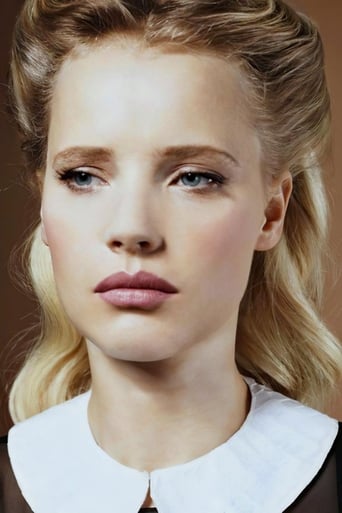 Image of Joanna Kulig