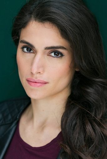 Raha Rahbari headshot