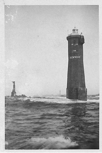 There was oil in Ouessant island (1976)