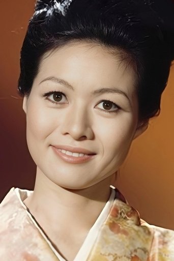 Nobu McCarthy → Nobi Mëkarti