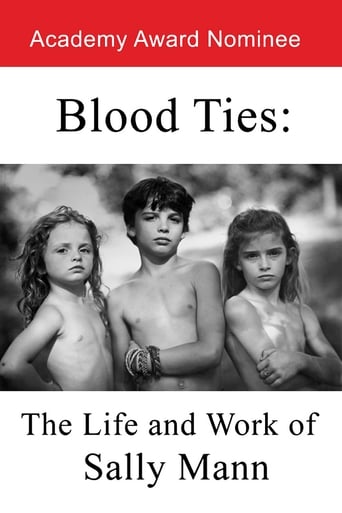 Poster för Blood Ties: The Life and Work of Sally Mann