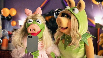 Still 10 from Muppets Haunted Mansion