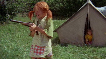 Pippi is shipwrecked