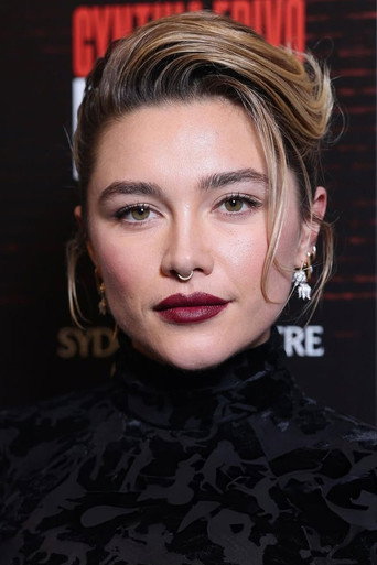 Florence Pugh — photo 24
