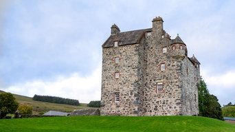 Old World Homes - S1E01