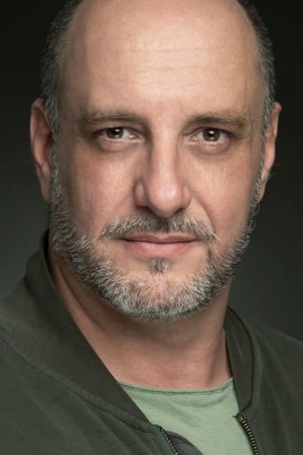 Image of César Capilla