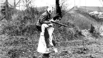 #5 The Carabineers