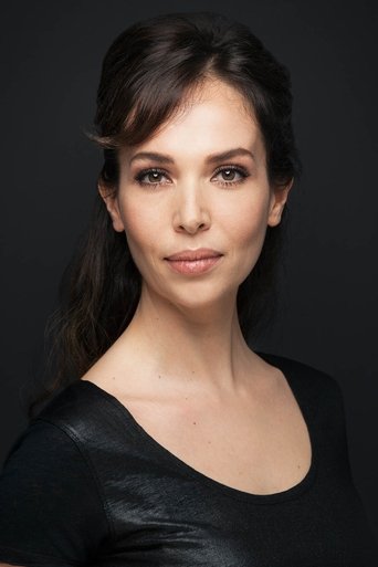Image of Esra Ronabar