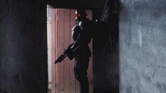 Cena 3 de Stray Dog: Kerberos Panzer Cops