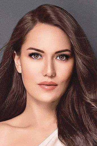Foto de Fahriye Evcen