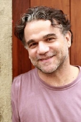 Image of Eduardo Moreira