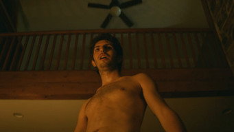 Escena 2 de Chaperone