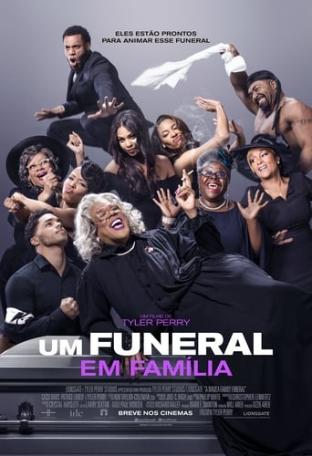 Um Funeral em Família