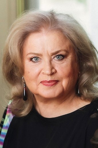 Indra Burkovska hace el papel de  Indra Burkovska